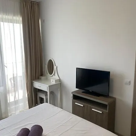 Apartament Virgo Summer Land Mamaja